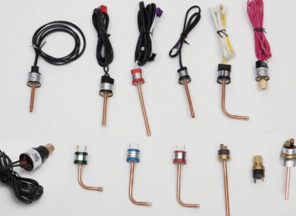 單刀單擲自動復(fù)位